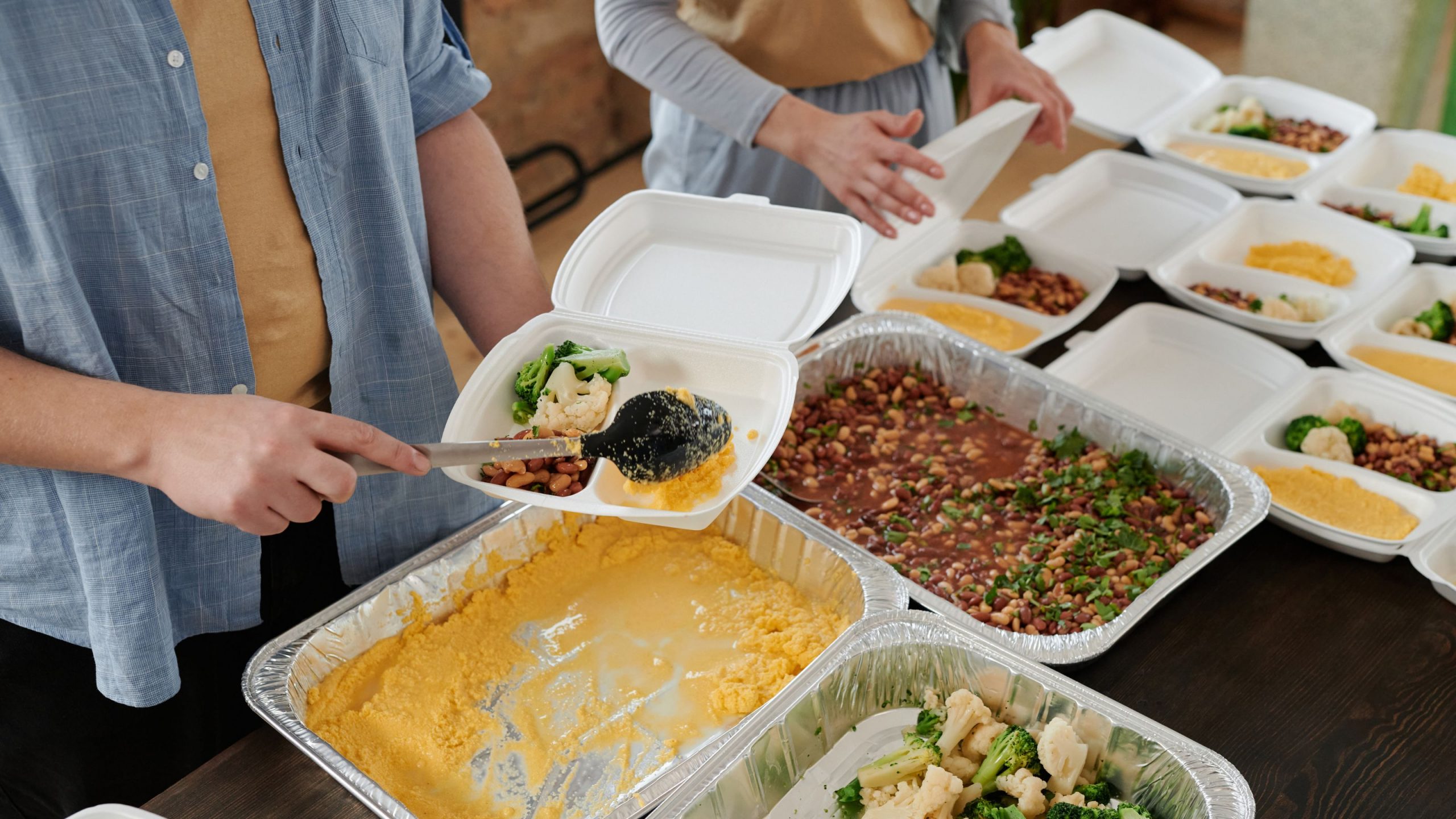 Comida Consciente - El Movimiento de Comida Consciente te invita a reducir  tus residuos en cada oportunidad, por eso te invitamos a llevar tu propio  tupper, bolsa, cubiertos y tomatodos para que